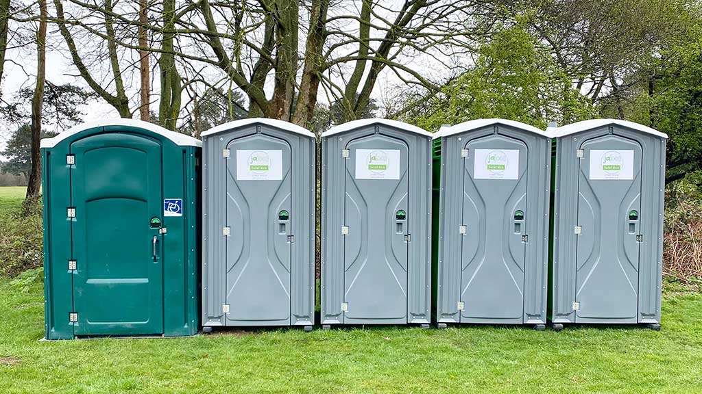 event toilet hire service 1