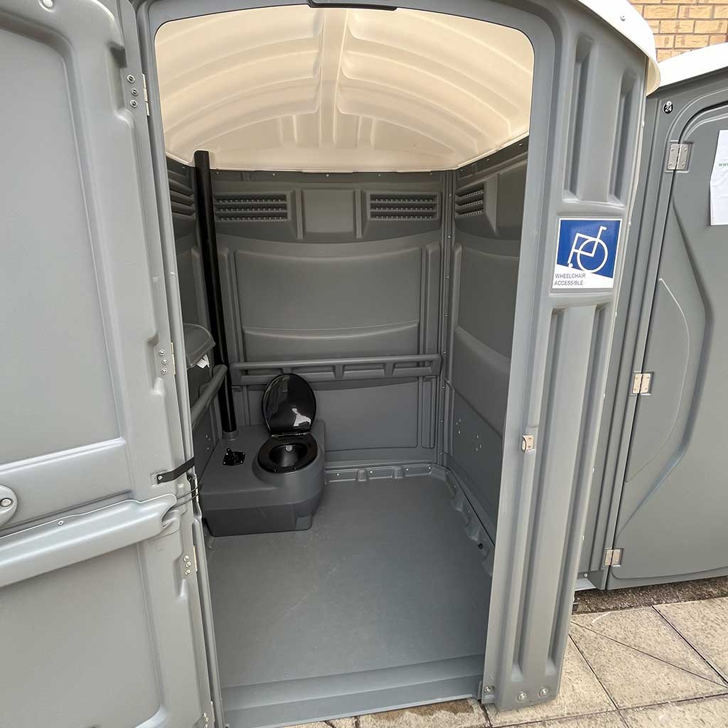 wheelchair accessible disabled toilet hire 1